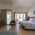 wyjazdy windsurfingowe z Wavecamp - pokój w hotelu Dahab Lagoon w Egipcie